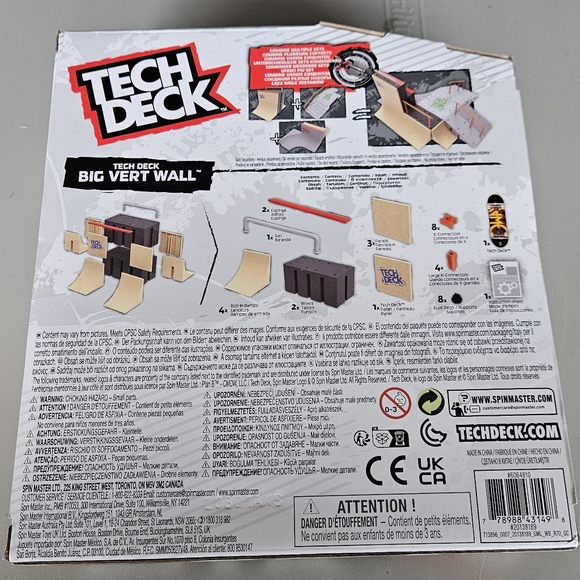 Tech Deck Big Vert Wall Customizable Skate Park Ramp with Skaterboard Toy Set - Picture 3 of 4